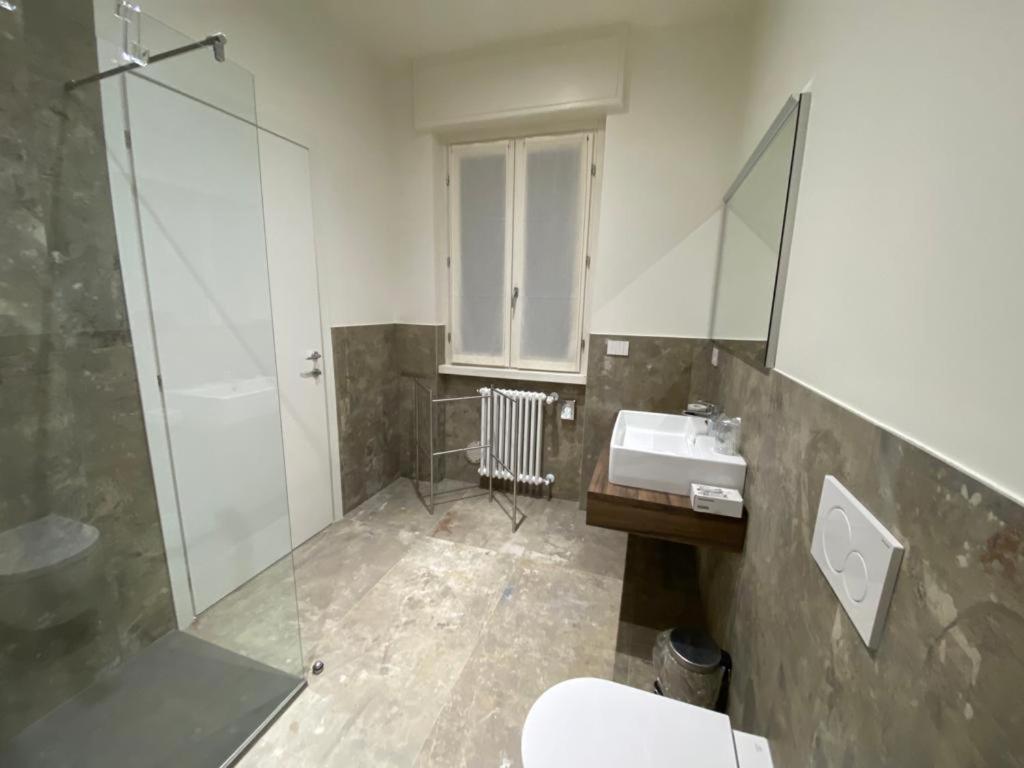 Foresteria Dansi Varese Luaran gambar