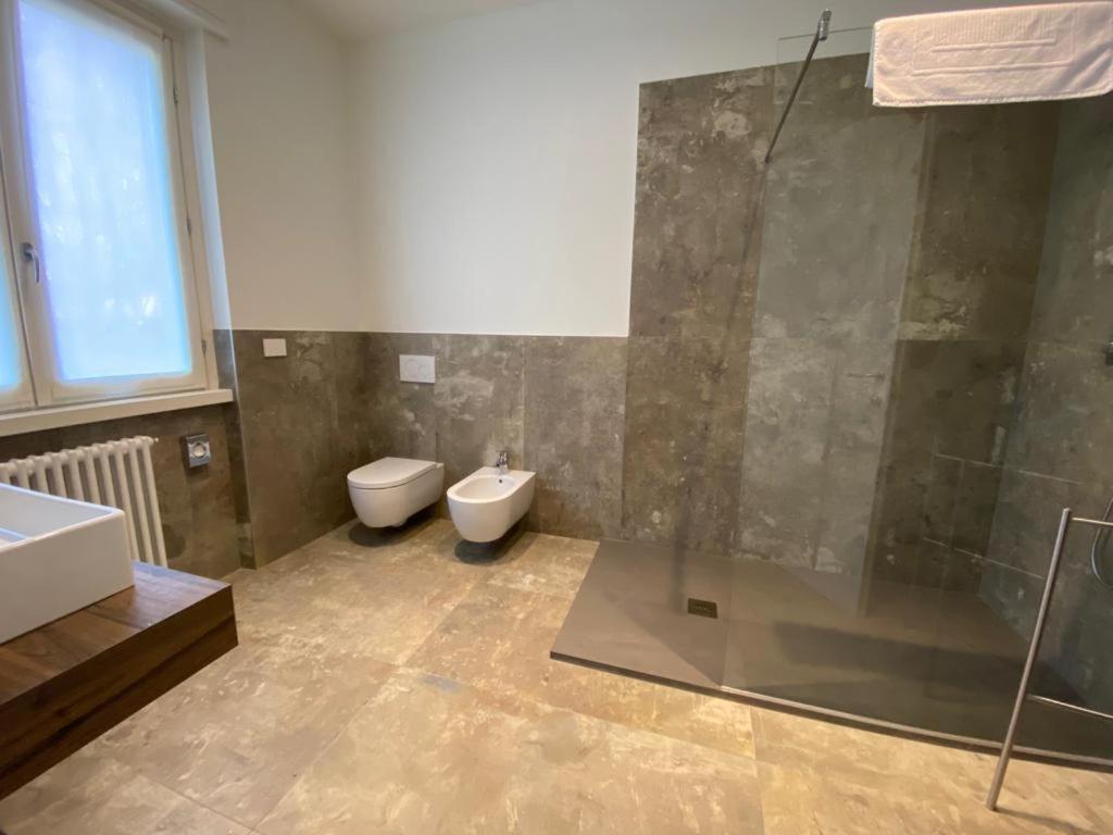 Foresteria Dansi Varese Luaran gambar