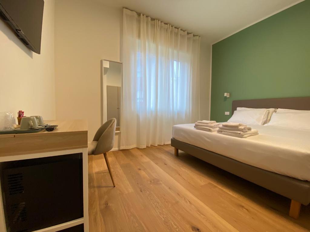 Foresteria Dansi Varese Luaran gambar