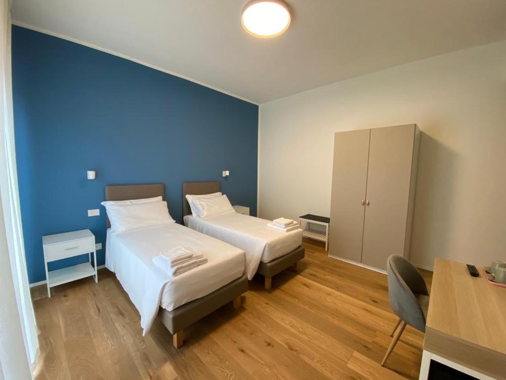 Foresteria Dansi Varese Luaran gambar