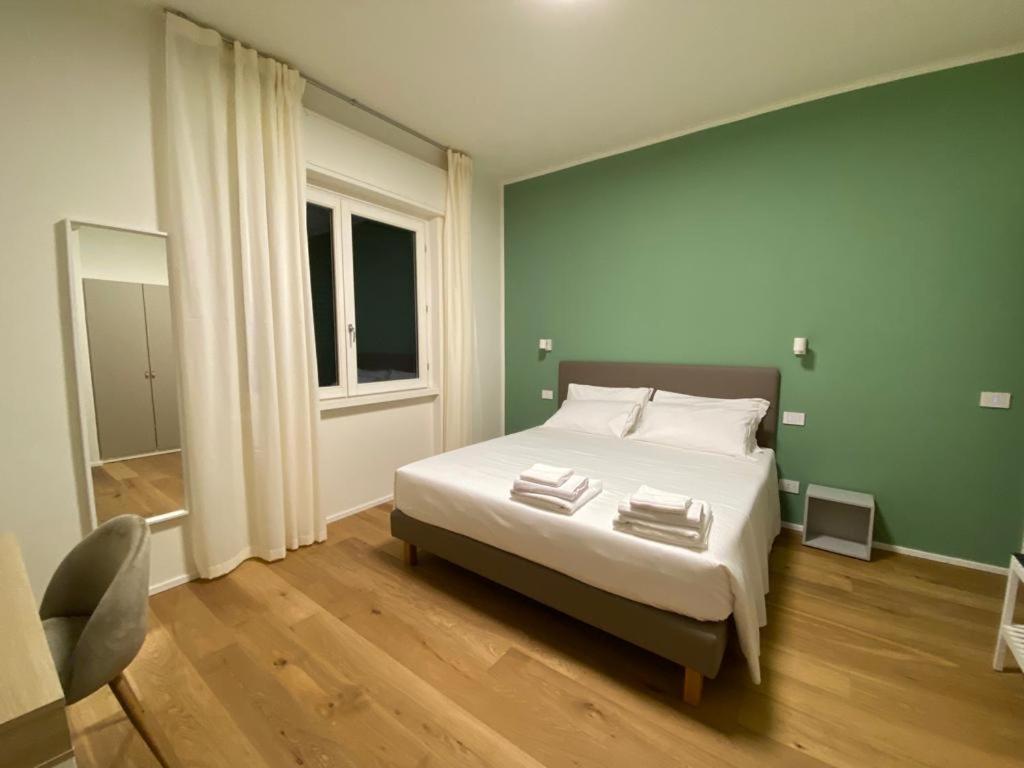 Foresteria Dansi Varese Luaran gambar